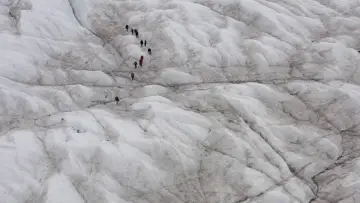Задник к фильму "Glaciers - Enquête sur une disparition" #1527516