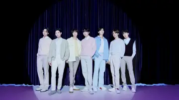 Задник к фильму "BTS World Tour 