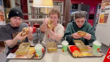 Задник к фильму ""The Gang Tries The Big Arch"" #795158