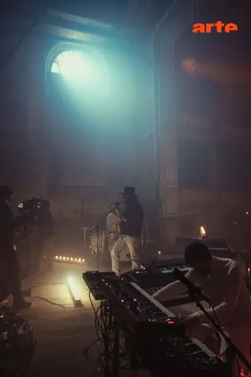 Задник к фильму "Sébastien Tellier au Théâtre de Mirecourt - Passengers" #775342