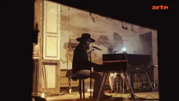 Задник к фильму "Sébastien Tellier au Théâtre de Mirecourt - Passengers" #775344