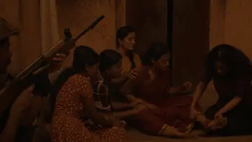 Задник к фильму "நீளிரா" #1173194