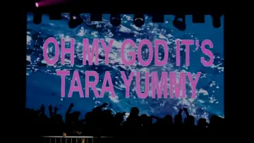 Задник к фильму "Tara Yummy