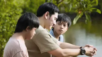 Tanah Runtuh постер