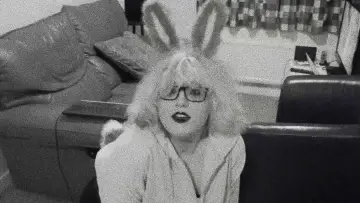 Задник к фильму "Pet Bunny" #776153