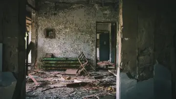 Задник к фильму "Chernobyl: 48 Hours To Escape" #847675