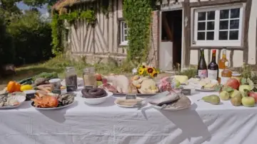 Задник к фильму "La cuisine normande refait son trou" #780443