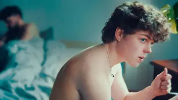 Задник к фильму "The Male Gaze: Naughty Boys" #779501