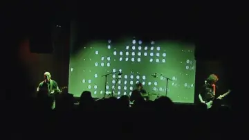 Задник к фильму "PLANT - EVENIMENTUL MAJOR Live in Control" #778289