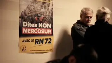 Задник к фильму "RN 72, à la conquête de l