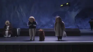 Задник к фильму "Please" #911687