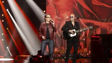 Задник к фильму "La fête de la chanson française - 20 ans d