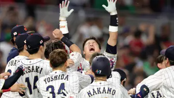 Задник к фильму "戦いの向こう 侍たちの記録 2026 WORLD BASEBALL CLASSIC" #847283