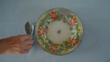 Задник к фильму "How to Feed a Dictator" #833284