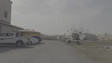 Задник к фильму "العيش والموت في الحمدانية" #832045