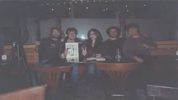 Задник к фильму "Koş Yoldaş! Arkanda Eski Dünya Var" #825747