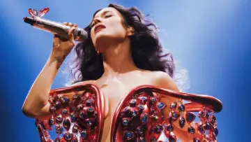 Задник к фильму "Katy Perry: The Lifetimes Tour - Live from Paris" #833169
