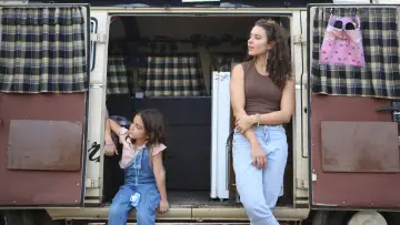 Задник к фильму "Eu, a Kombi e a Garotinha que Encontrei no Meio do Caminho" #1527964