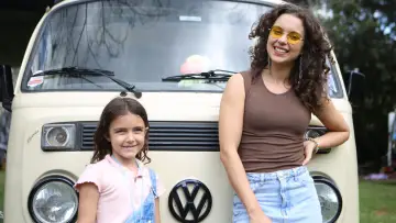 Задник к фильму "Eu, a Kombi e a Garotinha que Encontrei no Meio do Caminho" #1527980