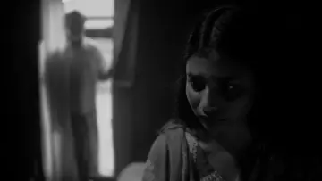 Задник к фильму "সাঁকোটা দুলছে" #915232
