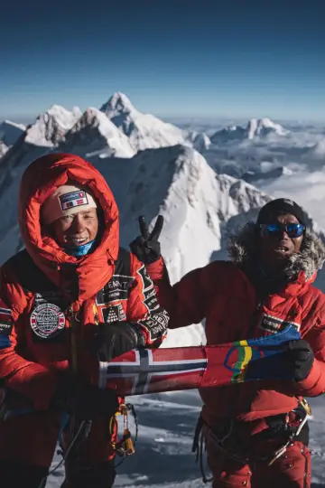 Постер к фильму "Savage Mountain" #1154906