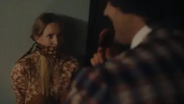 Задник к фильму "Bewildered" #821893