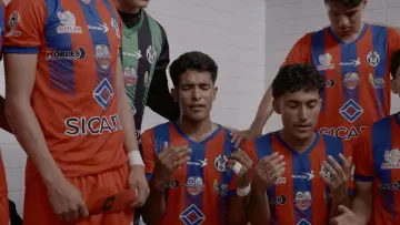 Задник к фильму "Guerreros" #823507
