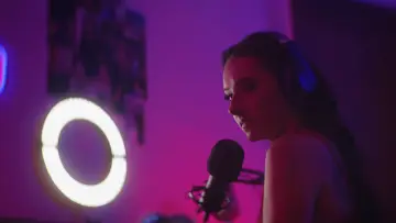 Задник к фильму "Airwave" #1205556