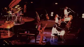Задник к фильму "Supertramp: Crime of the Century in Concert at Hammersmith Odeon 1975" #842220