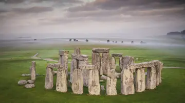 Задник к фильму "Stonehenge: The Final Mystery Revealed" #844228