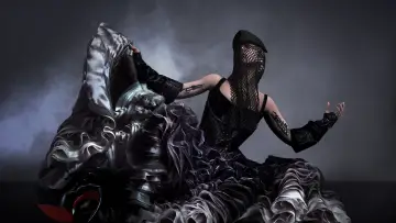 Задник к фильму "Apple Music Live: Lady Gaga MAYHEM Requiem" #816219