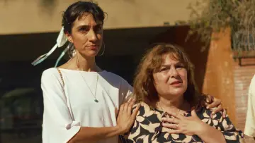 Задник к фильму "Una directora Extraordinaria" #932707