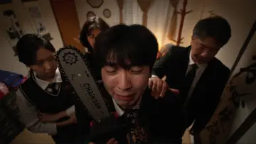 Задник к фильму "이젠 죽었으면 좋겠네" #956406