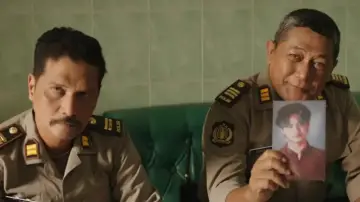 Задник к фильму "Ayah, Aku Mau Cerita...." #1195838