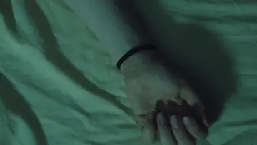 Задник к фильму "not dead yet" #824461