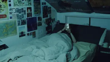 Задник к фильму "not dead yet" #824465