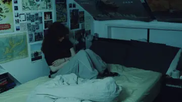Задник к фильму "not dead yet" #824472