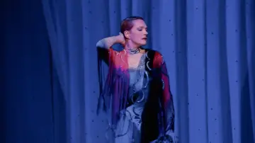 Задник к фильму "Victor/Victoria" #1120059