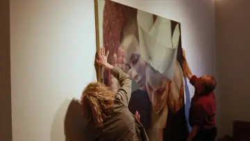 Задник к фильму "Four Paintings by Edward Povey: Sequence and Sisters" #918815