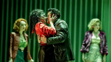 Задник к фильму "Royal Ballet & Opera 2026/27: Carmen" #931769