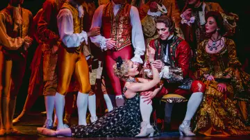 Задник к фильму "Royal Ballet & Opera 2026/27: Manon" #921824