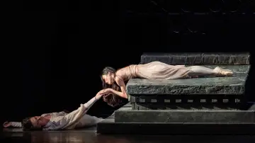 Задник к фильму "Royal Ballet & Opera 2026/27: Romeo and Juliet" #876915
