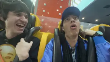 Задник к фильму "The Mall of Mystery" #1152153