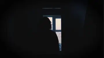 Задник к фильму "Unwelcome" #921322