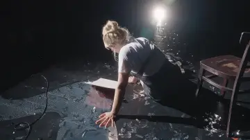 Задник к фильму "Sophie Passmann: Pick Me Girls" #911901