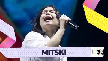 Задник к фильму "Mitski: Radio 1