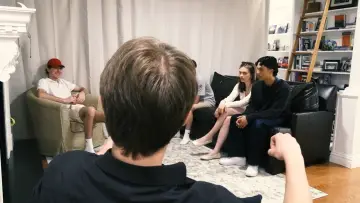 Задник к фильму "Reunion" #920080