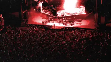 Задник к фильму "JON BELLION - LIVE FROM FOREST HILLS STADIUM" #918176