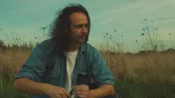 Задник к фильму "One Man