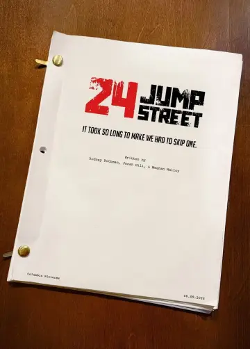 Постер к фильму "24 Jump Street" #914514